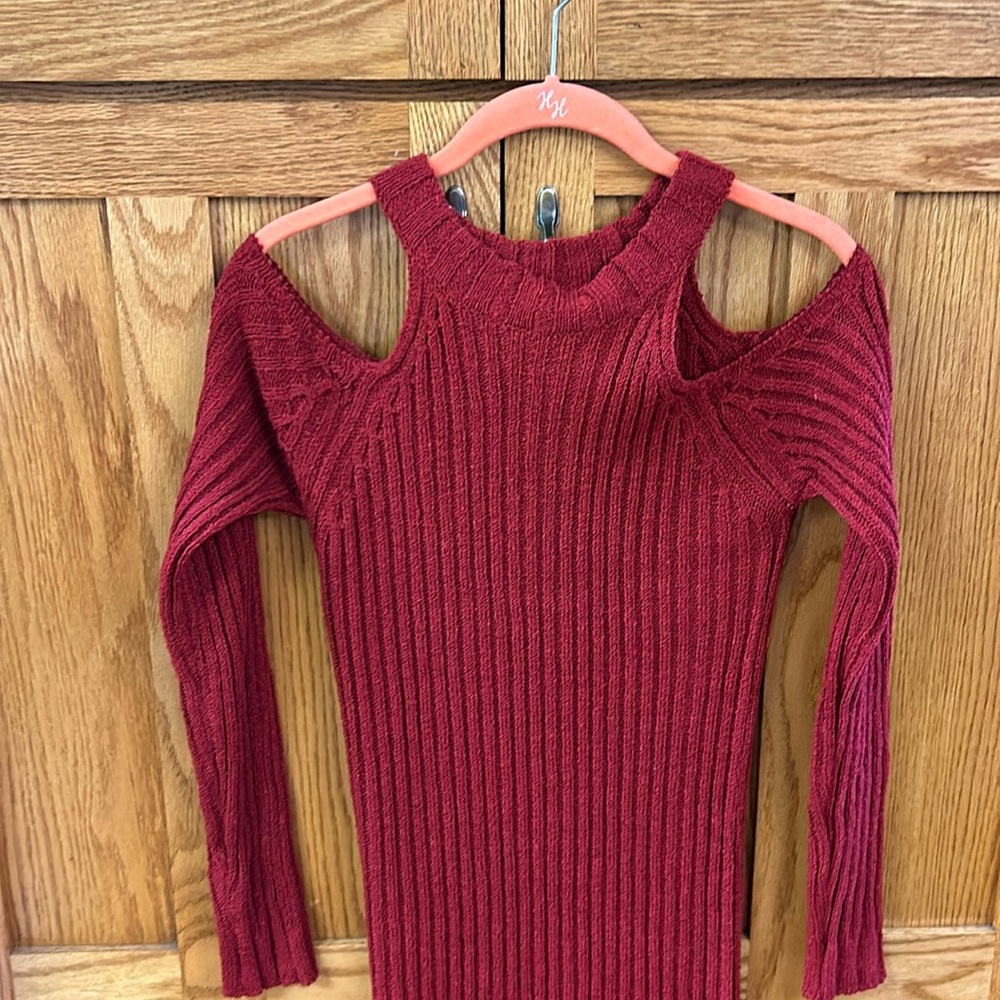 Medium Lush cold  shoulder red mini dress